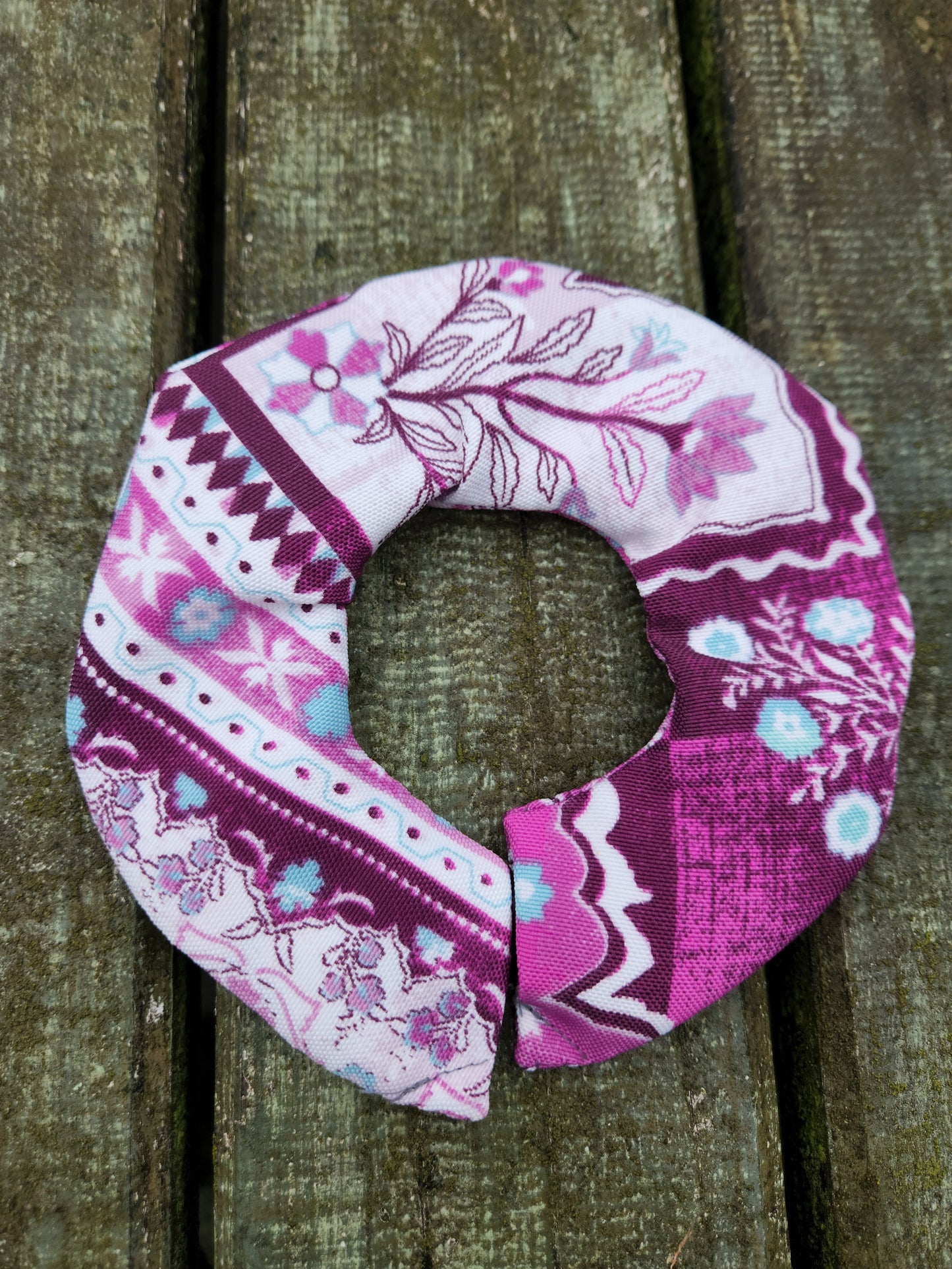 Kiwi Cat Collar Cover
