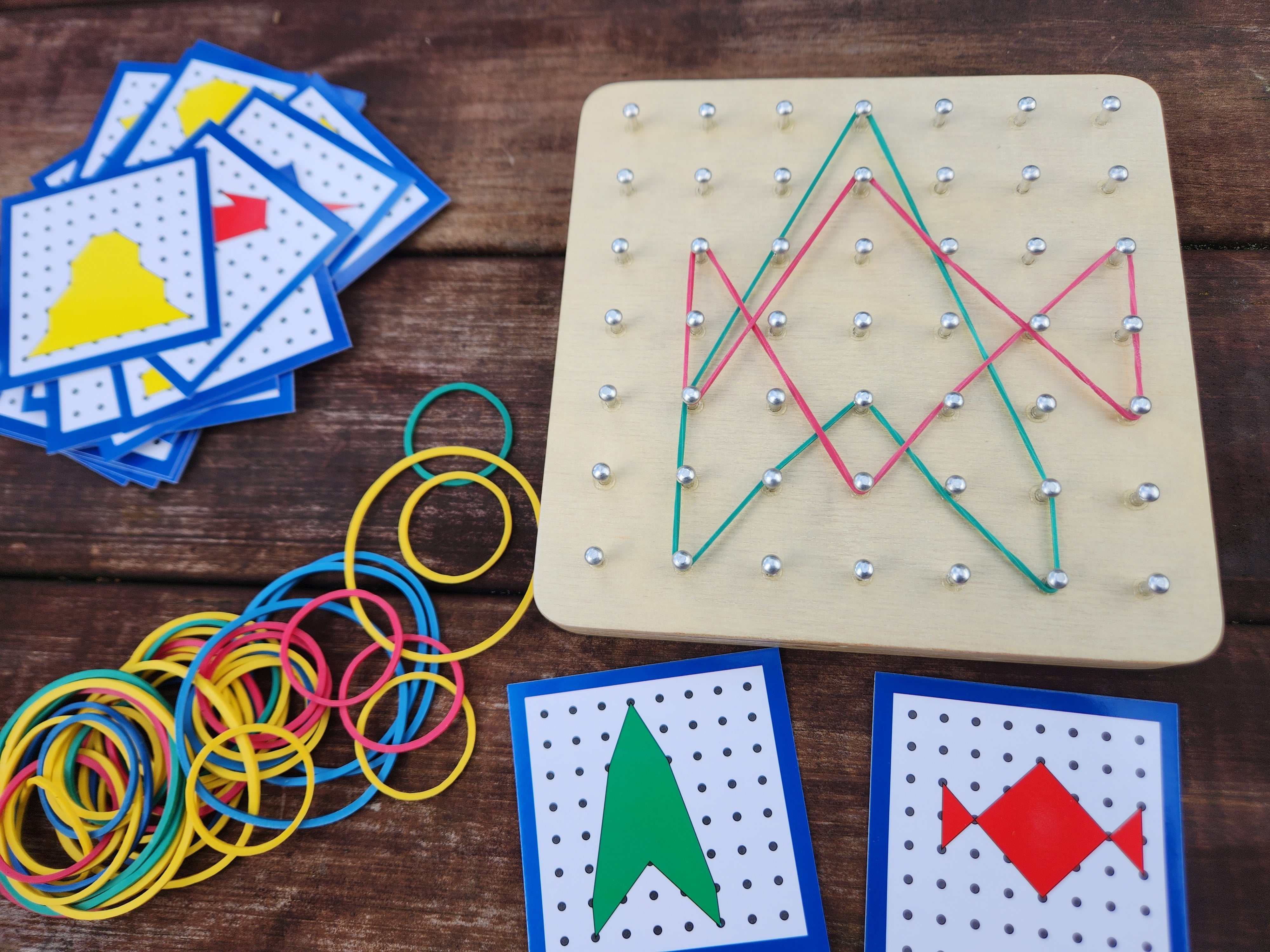 Wooden Geometry Boards with Bag – The New Zealand Family Shop